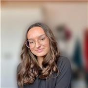 Professeur de mathématiques pour les élèves en classe de primaire, collège, seconde et première